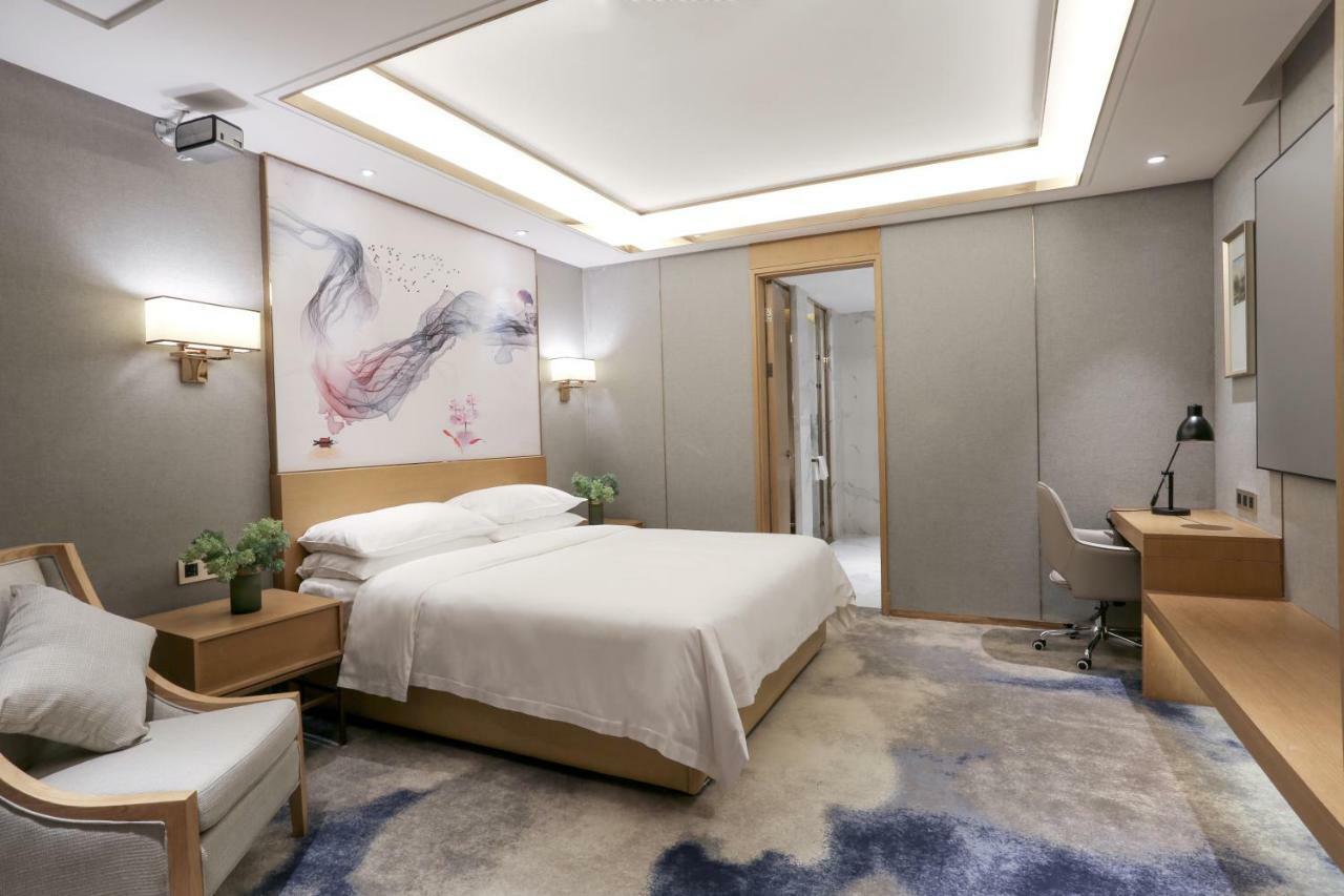 Venus Royal Hotel Foshan Kuiqi Road Metro Station エクステリア 写真